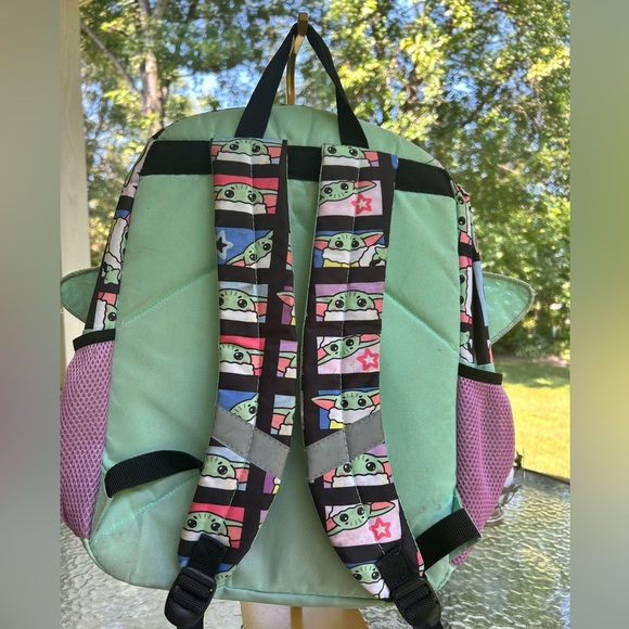 ❤️STAR WARS Mandalorian baby Yoda 17” laptop backpack sequence green. - Picture 3 of 5